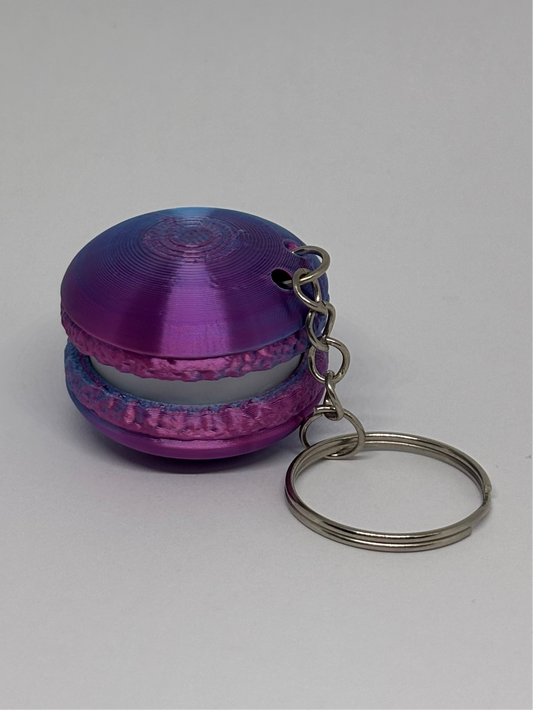 3D Macaron Clicker Keyring - Rose Red/Blue