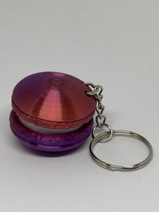 3D Macaron Clicker Keyring - Red/Purple