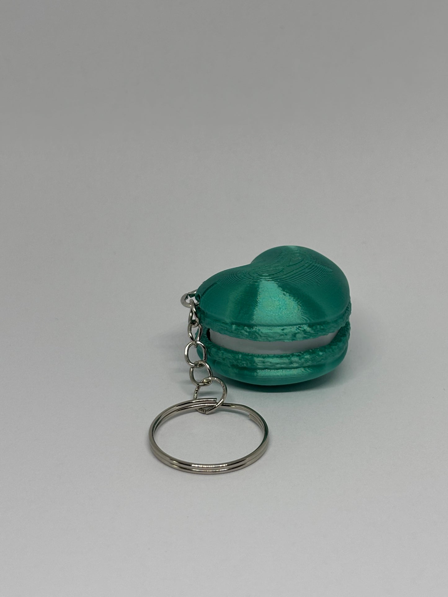 3D Heart Macaron Clicker Keyring - Emerald